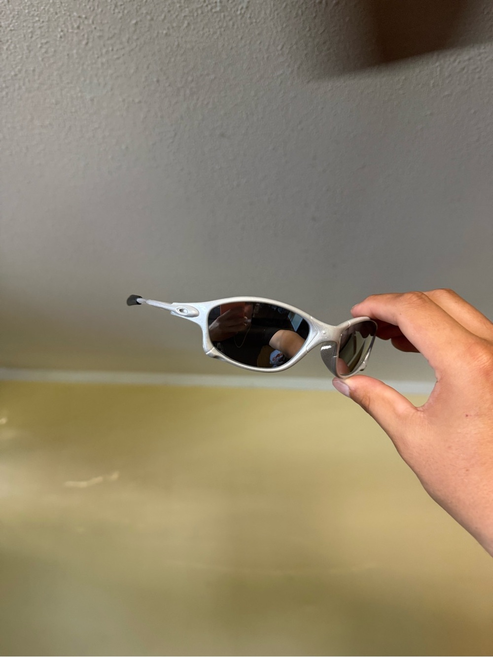 White Frame Sunglasses with Dark Lenses for Women Oakley
